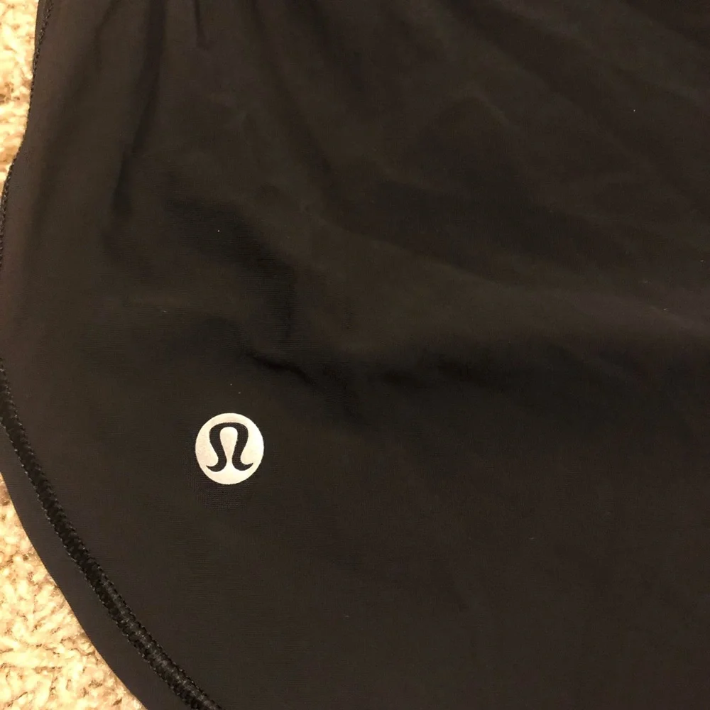 Lululemon Black tank. Size 4. Like new. - Picture 4 of 4